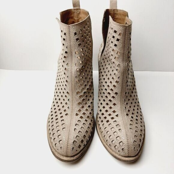 RAMPAGE / Obie Taupe Perforated Geo Slip-On Ankle Boots Booties Beige Tan Sz 10 - Picture 4 of 13